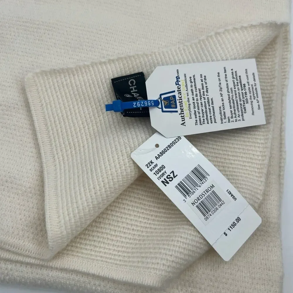 NWT Chanel Ivory‎ Tweed Spell out cashmere scarf